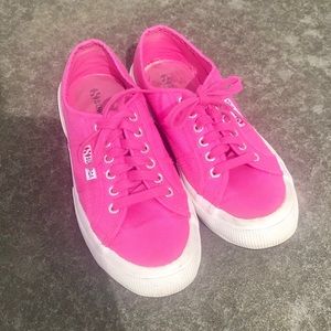 Bright Pink Superga Sneakers Women’s Size 8